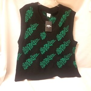NWT No Fear Sleeveless Sweater